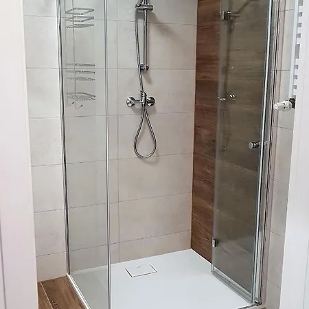 Apartament Platany *